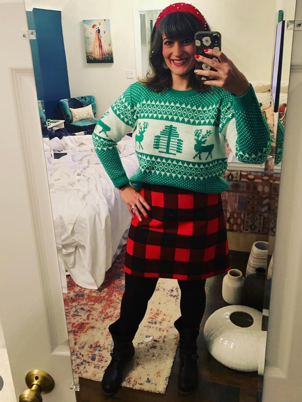 Shein Green and White Holiday Reindeer Sweater Large